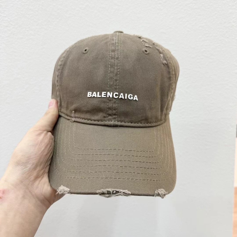 BALENCIAGA